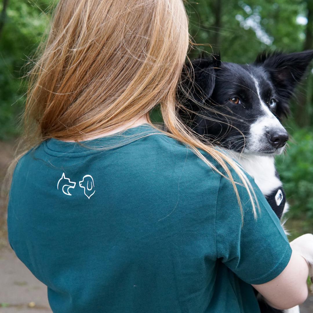Hunderunde T-Shirt - Be kind to animals - Grün