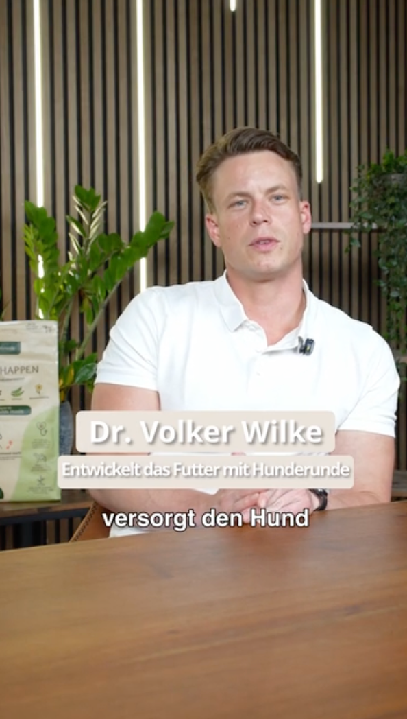 Dr. Volker Wilke erzählt von seinen Erfahrungen mit dem Futter von Hunderunde im Interview.
